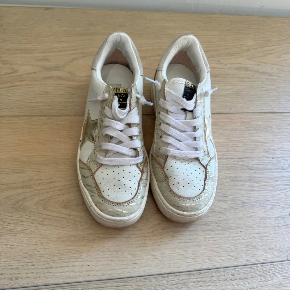 Vintage Havana Sneakers - Picture 2 of 5